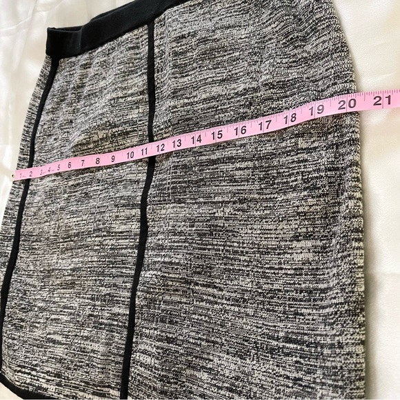 Ann Taylor cotton blend heathered black and white mini contour skirt size Medium - Picture 10 of 16
